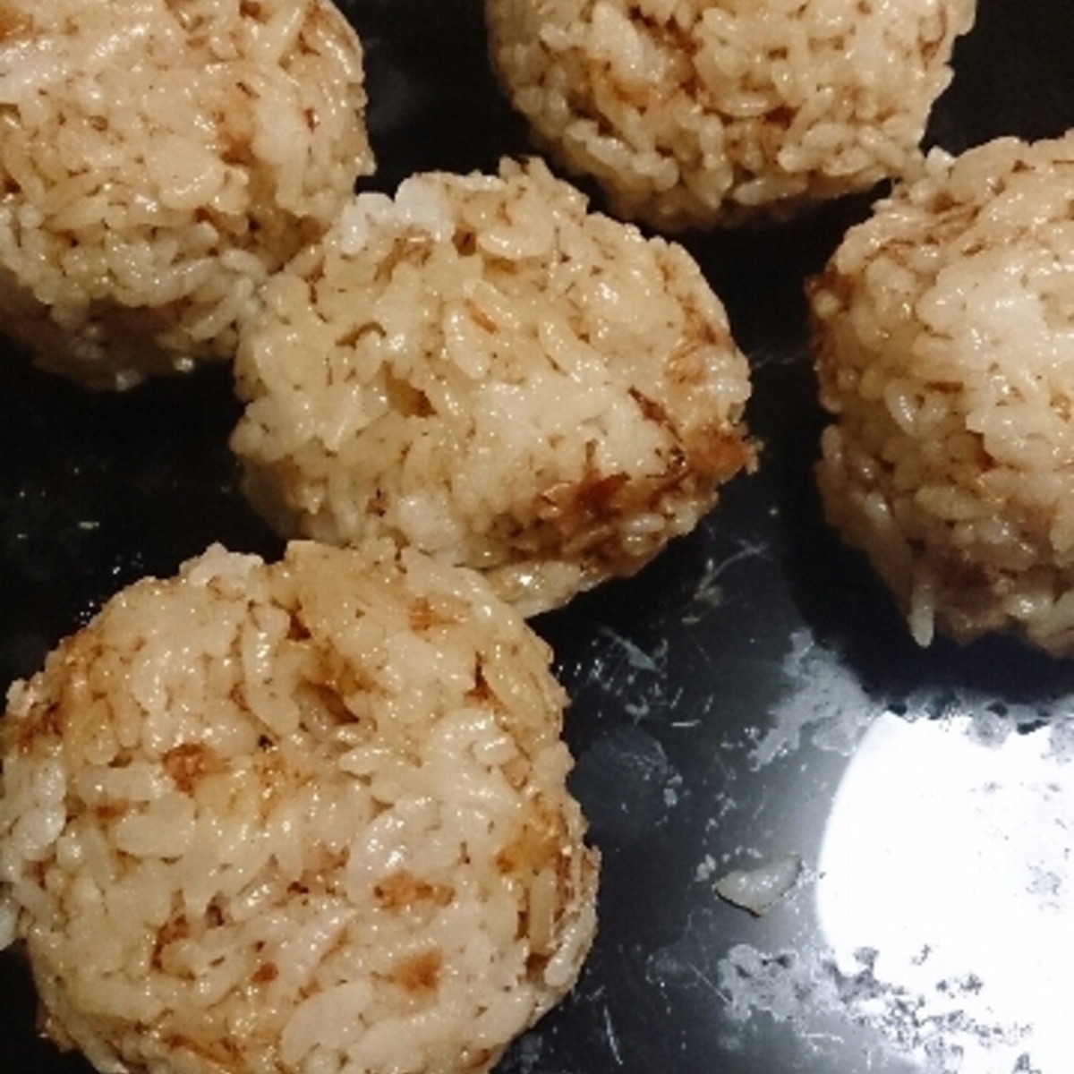 子供が好きなおかかおにぎり レシピ 作り方 By Y05415 楽天レシピ 子供が好きなおかかおにぎり レシピ 作り方 By Y05415 楽天レシピ